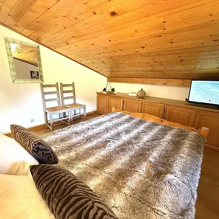 2 Pieces A Sur Arly, Parking, Proche Pistes, Pour 5 Personnes - Fr-1-603-68 *